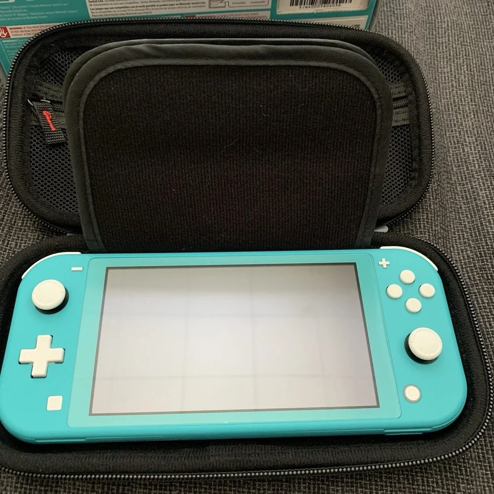 Nintendo Switch Lite 32GB Console - Turquoise With Case